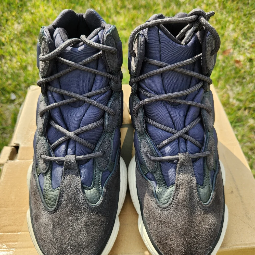 Size 9.5 - adidas Yeezy 500 High Slate